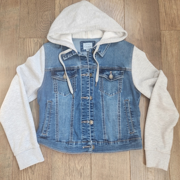 Wax Jean Jackets & Blazers - Hooded jean jacket size M (juniors)